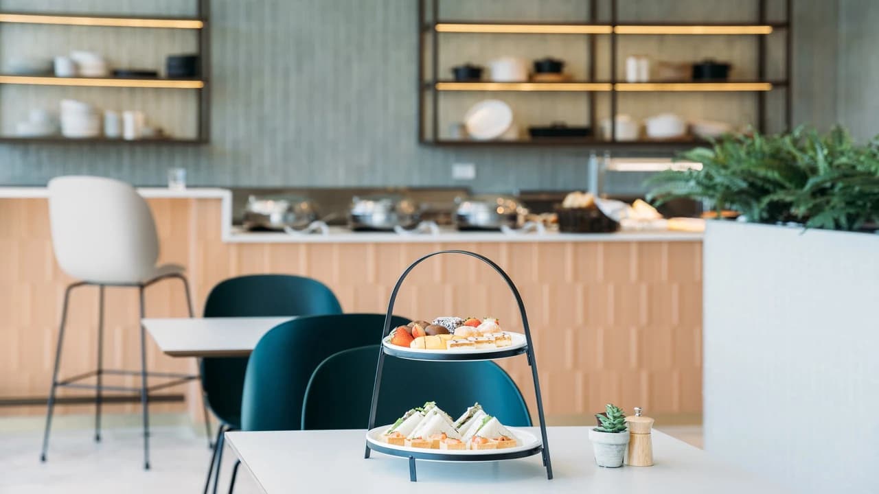 Plaza Premium Lounge - Sydney International Airport Terminal 1 - image 7