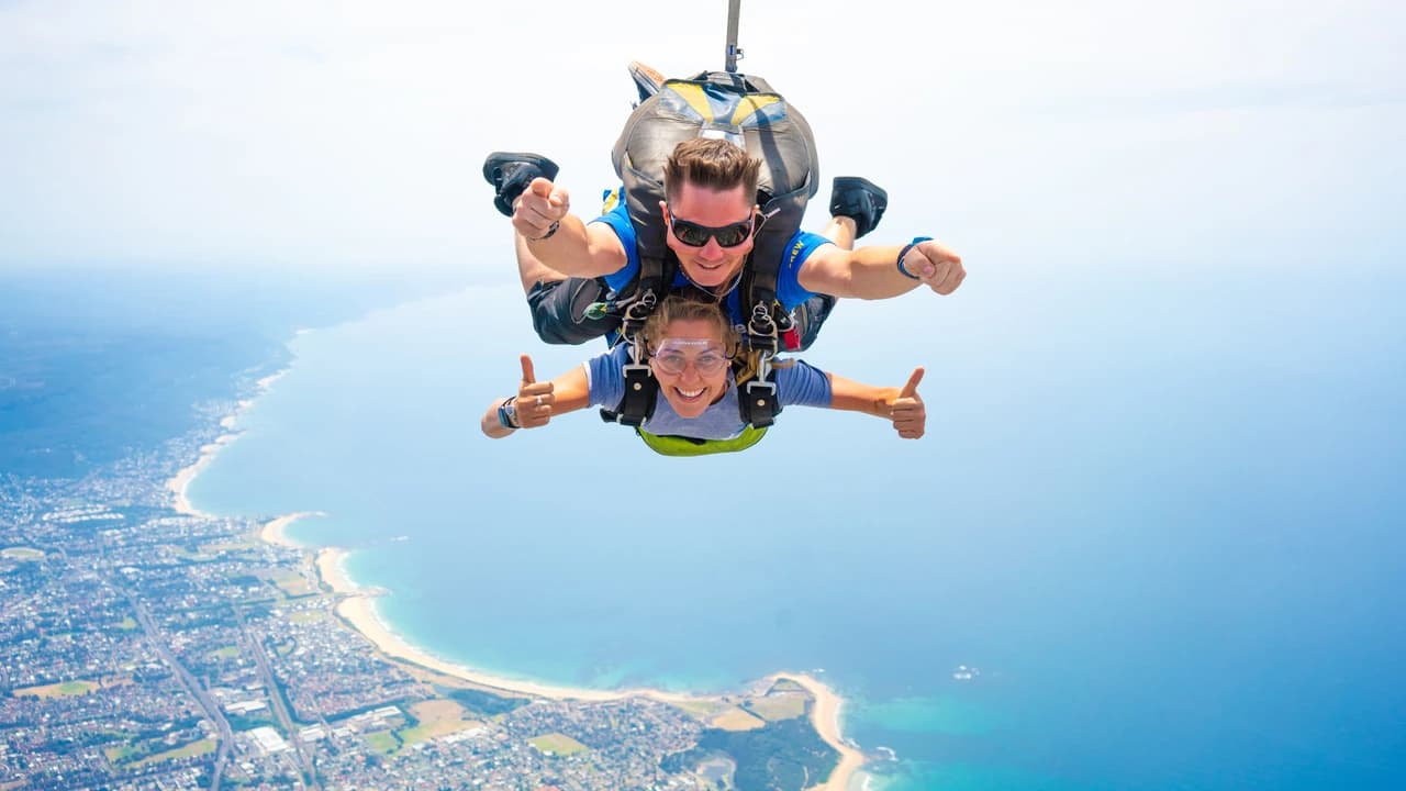 Tandem Skydiving Experience Wollongong Sydney - Photo 2