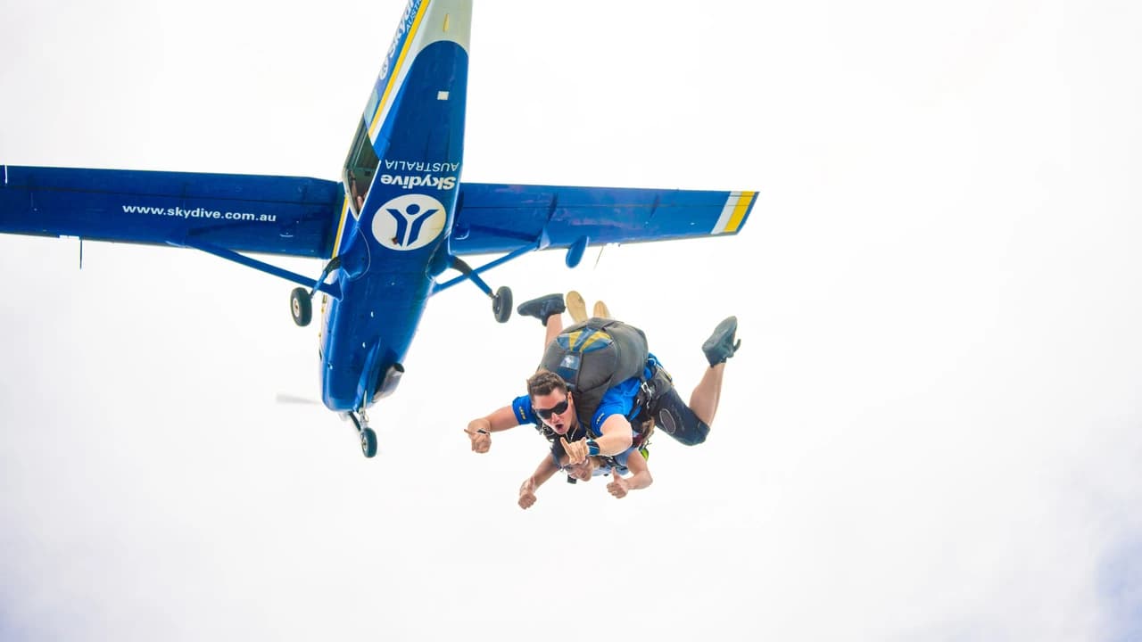 Tandem Skydiving Experience Wollongong Sydney - image 6