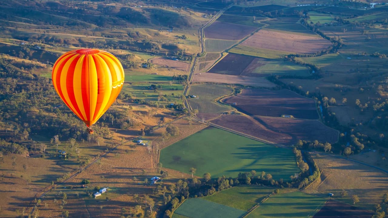 Sunrise Hot Air Balloon Flight over Brisbane with Vineyard Breakfast - Photo 5
