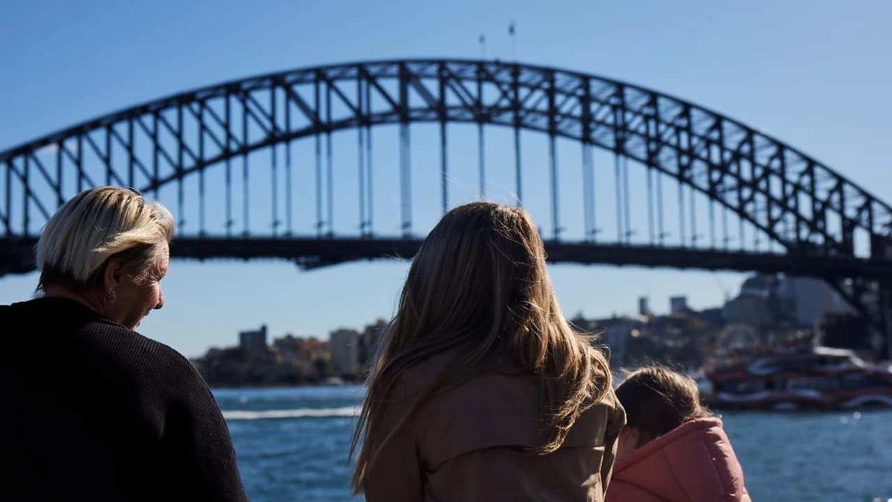 Sydney Harbour Sightseeing Cruise aboard Sydney Princess Cruises - Photo 5