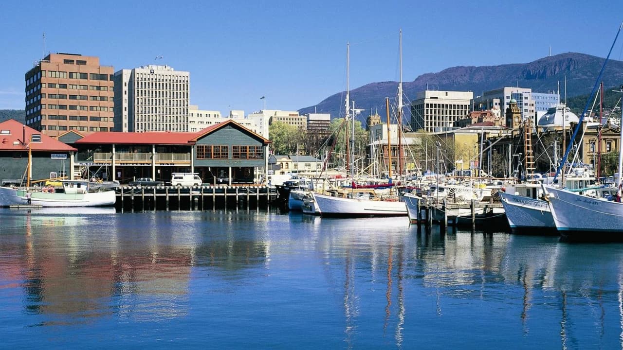 Sullivan's Cove and Hobart City Tour - Photo 4