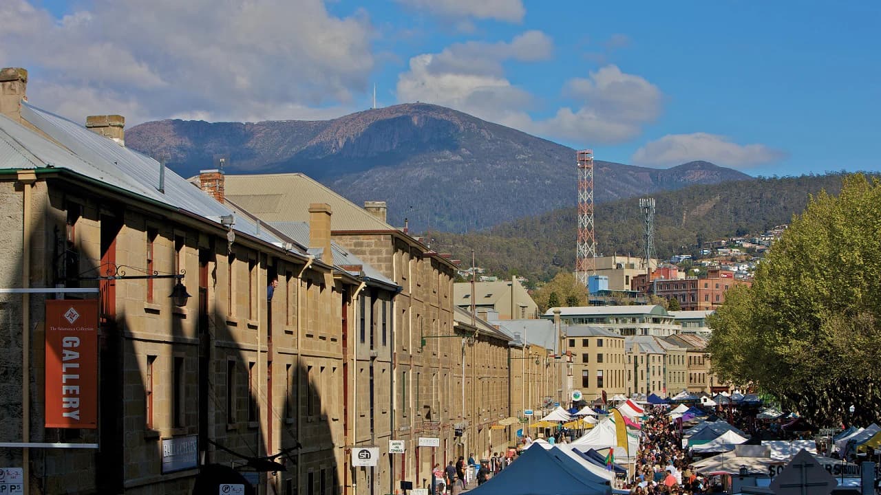 Hobart City Explorer Tour - Photo 2