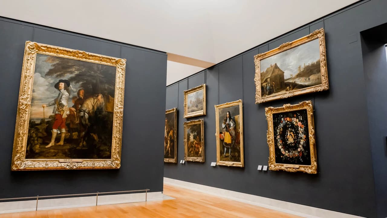 COMBO: Paris Museum Pass + Seine River Sightseeing Cruise by Bateaux Parisiens - Photo 1