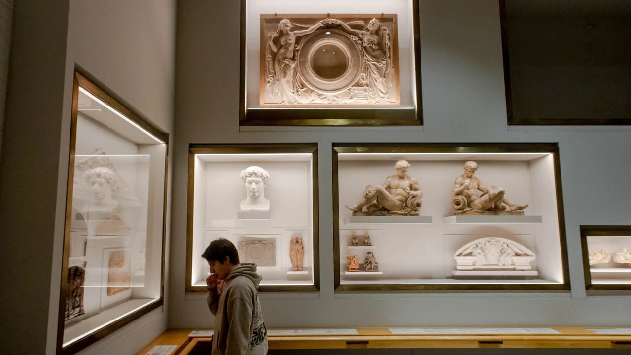 COMBO: Paris Museum Pass + Seine River Sightseeing Cruise by Bateaux Parisiens - Photo 2