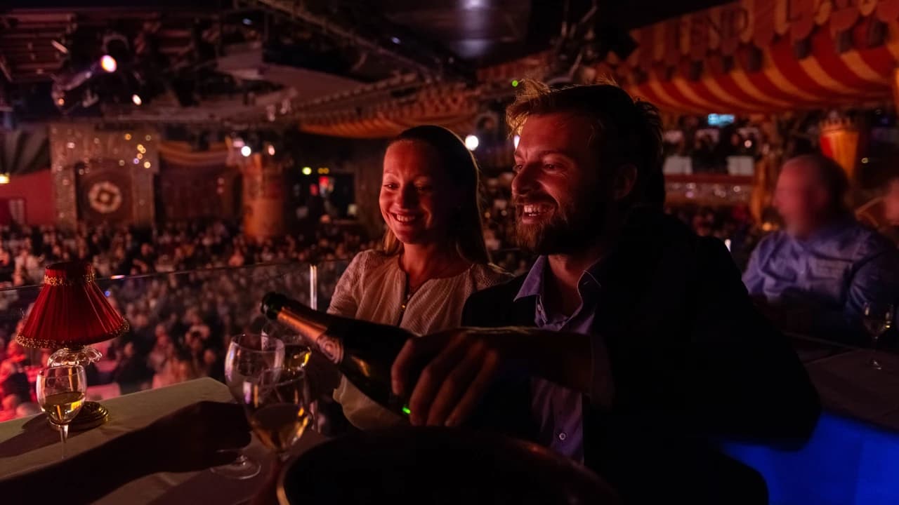 Moulin Rouge Cabaret Show with Drop-off Service and Dinner - Photo 5
