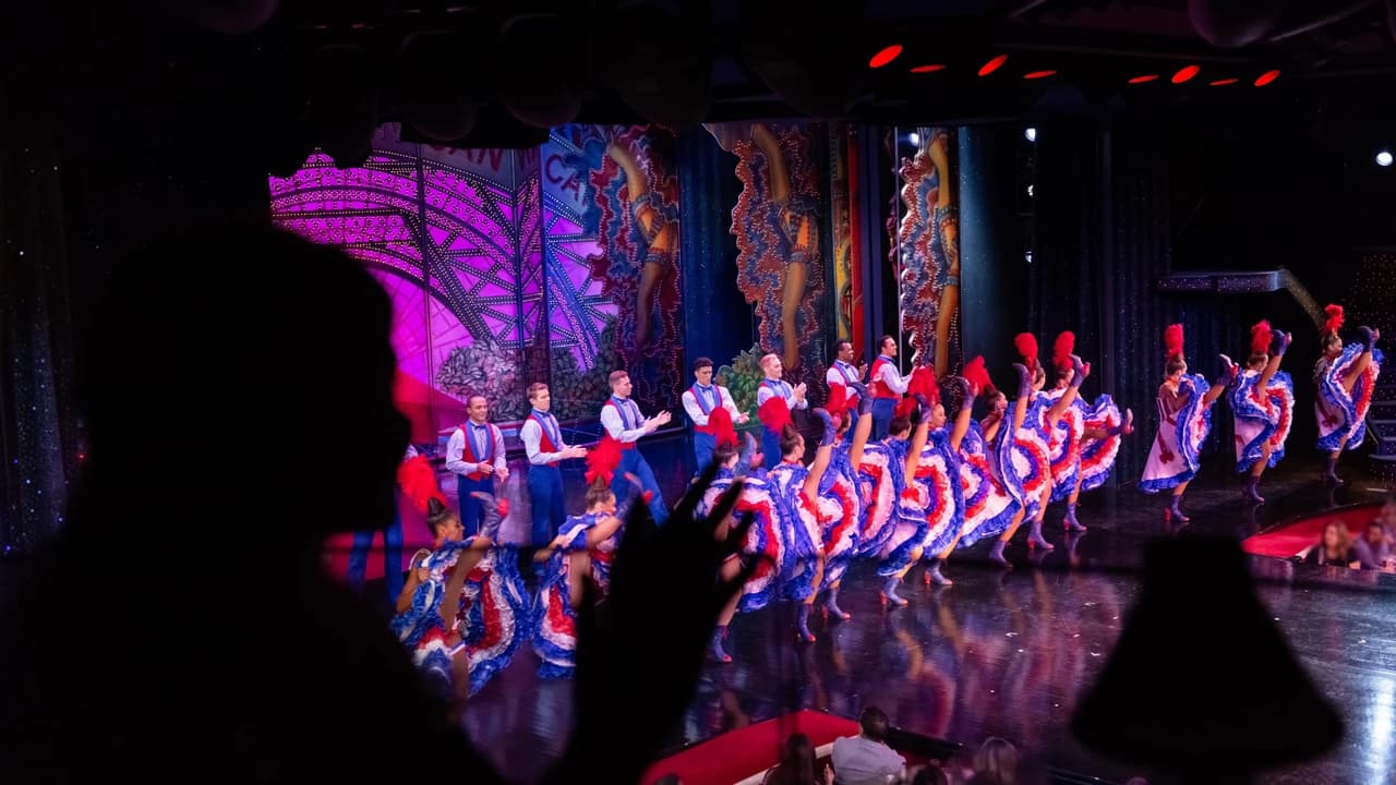 Moulin Rouge Cabaret Show and Paris Bus Tour - Photo 3