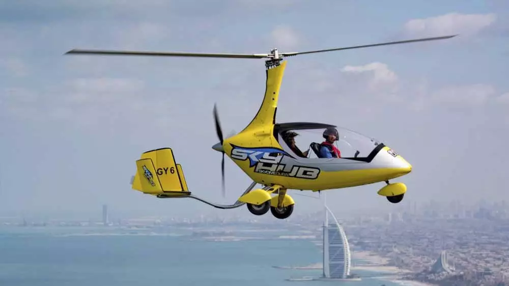 Gyrocopter Flight in Dubai - Photo 1