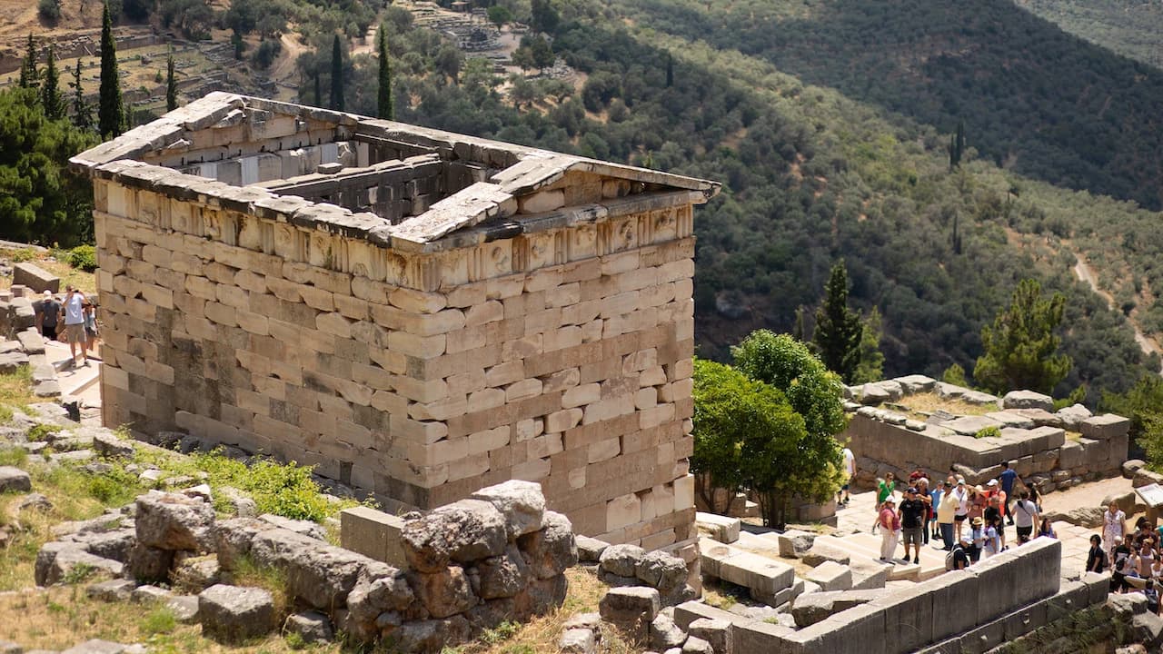 Delphi Archaeological Site and Museum - image 7