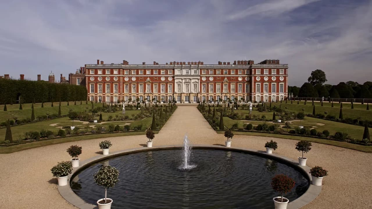 Hampton Court Palace Ticket - Photo 2