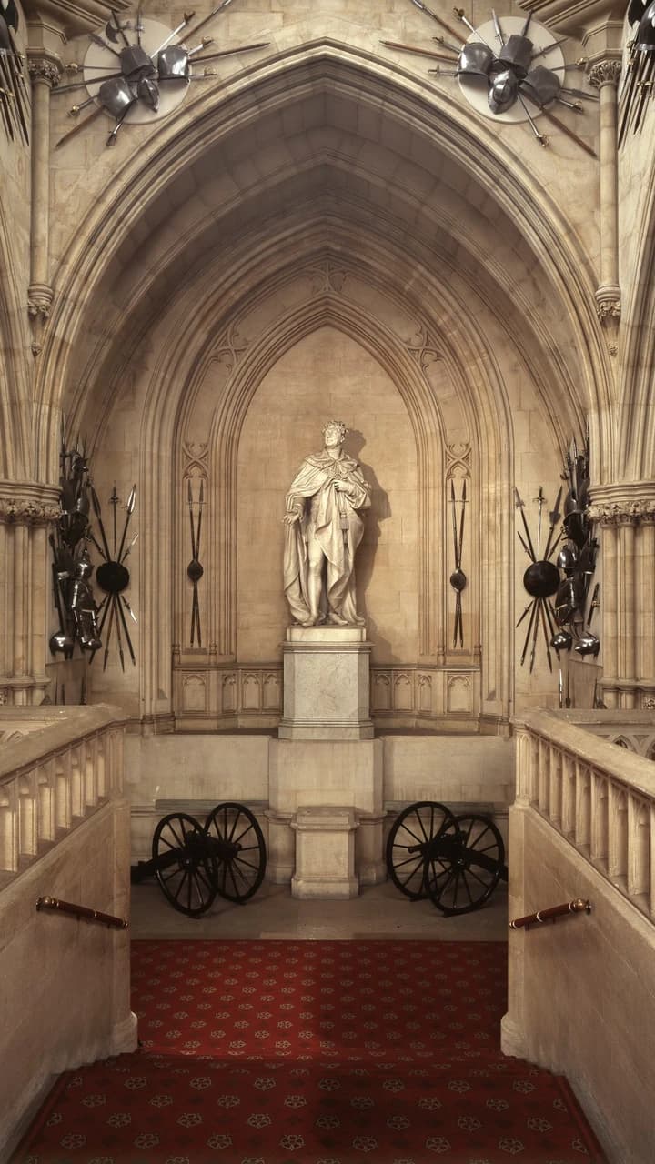 Windsor Castle - image 7