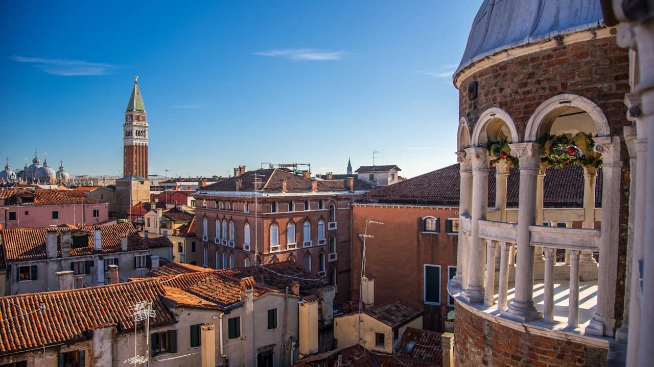 Scala Contarini del Bovolo - Photo 2