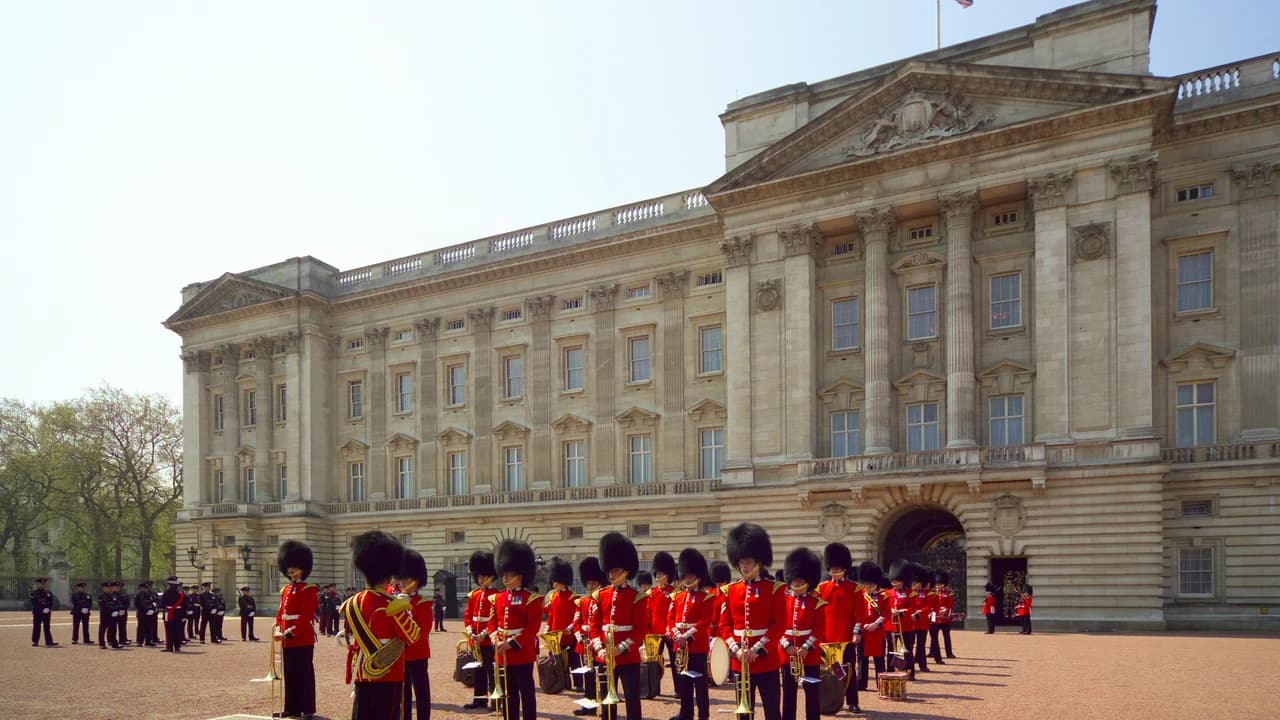 Full Day London with Changing of the Guard and Thames River Cruise - Photo 1