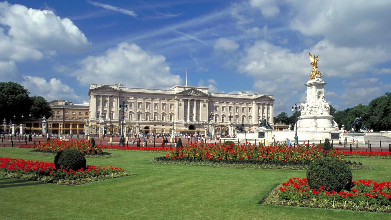 Full Day London with Changing of the Guard and Thames River Cruise - image 8