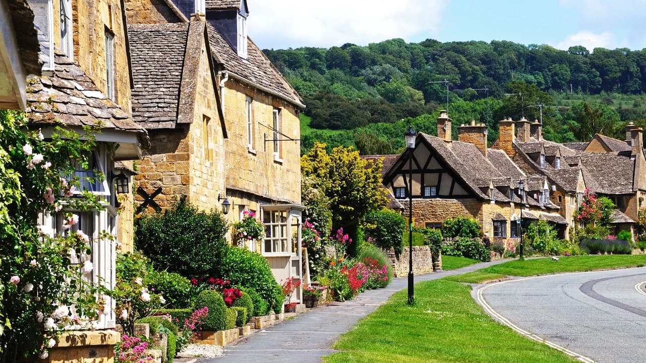 Cotswolds Tour from London with Lunch - Photo 1