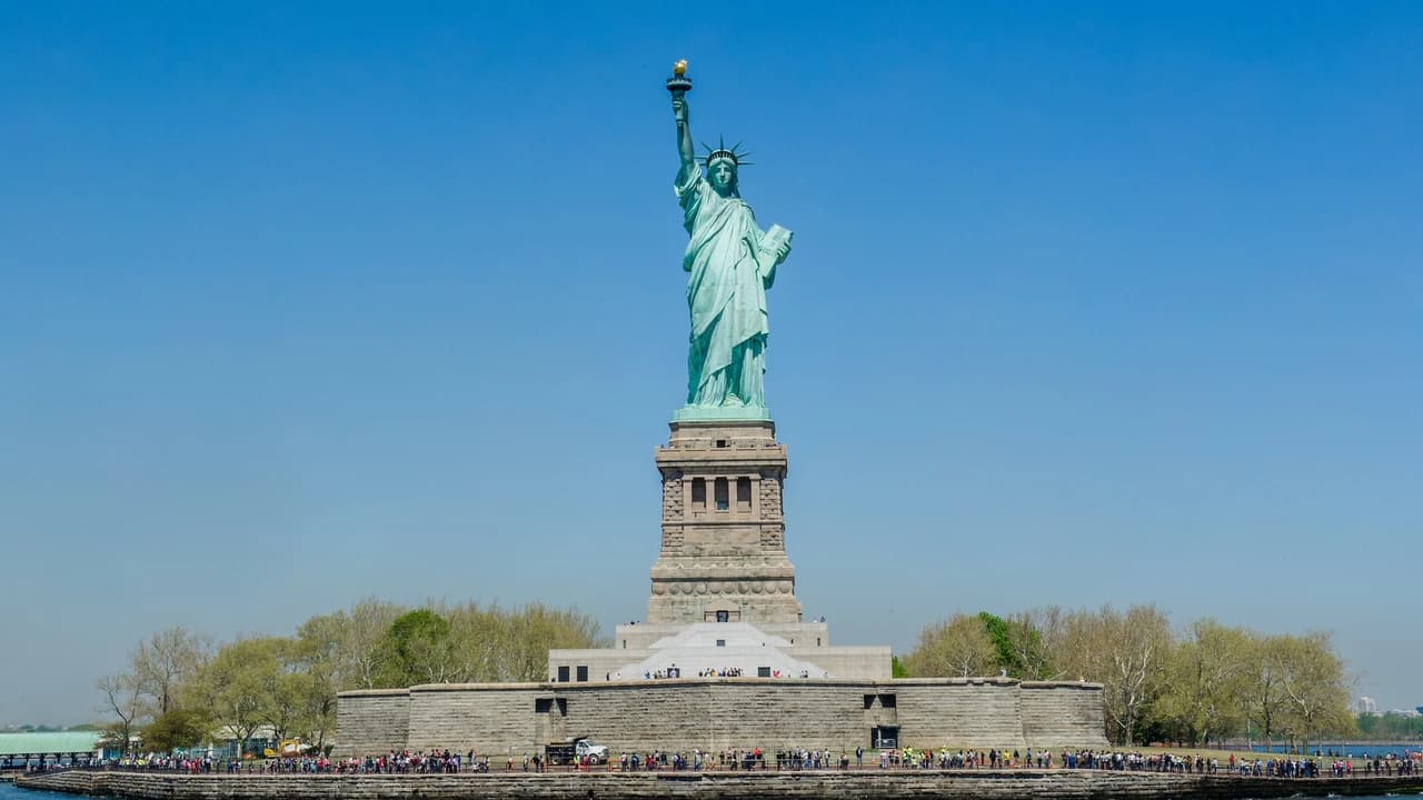 Circle Line "Statue of Liberty Midtown NYC" Cruise (1 hour): Reserved Straight-to-Board Ticket - Photo 1