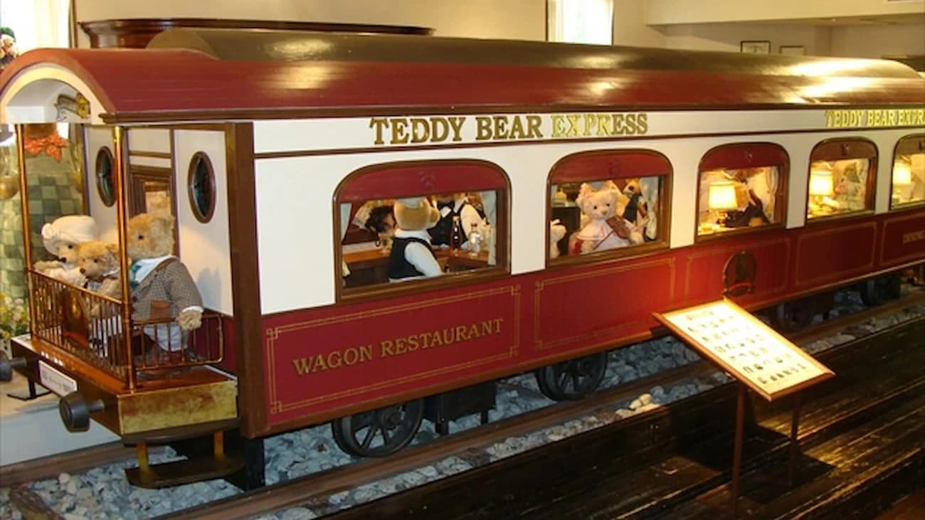 Izu Teddy Bear Museum Ticket - image 8