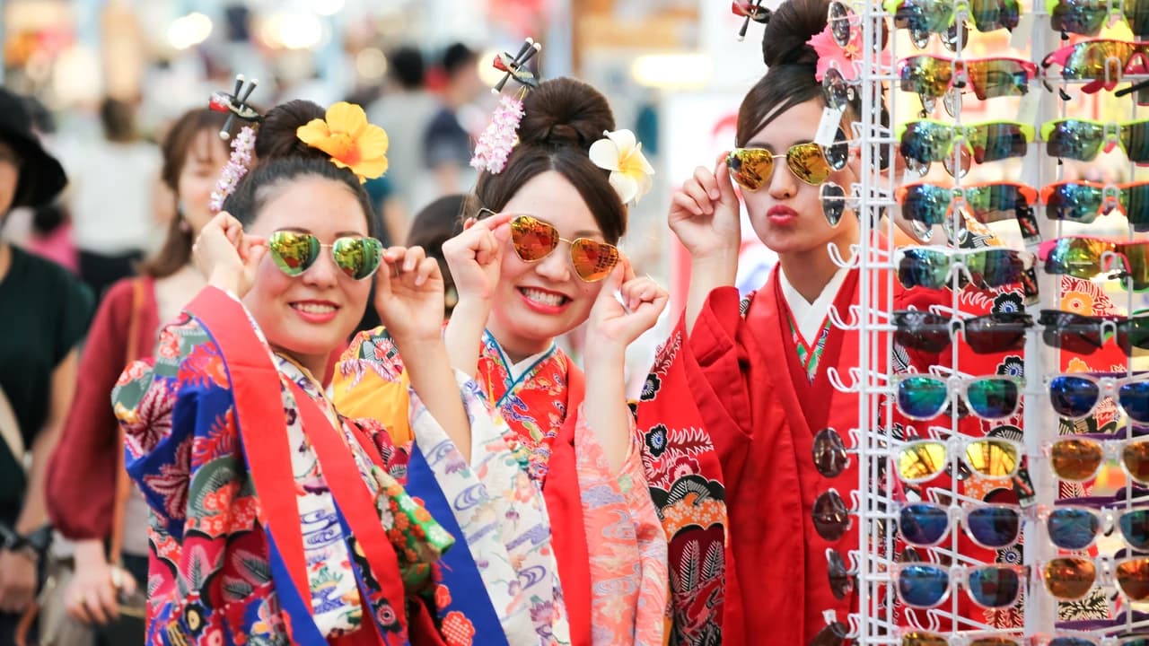 Kimono and Yukata Rental at Okinawa Chura Bijin Ryusou Studio - Photo 2