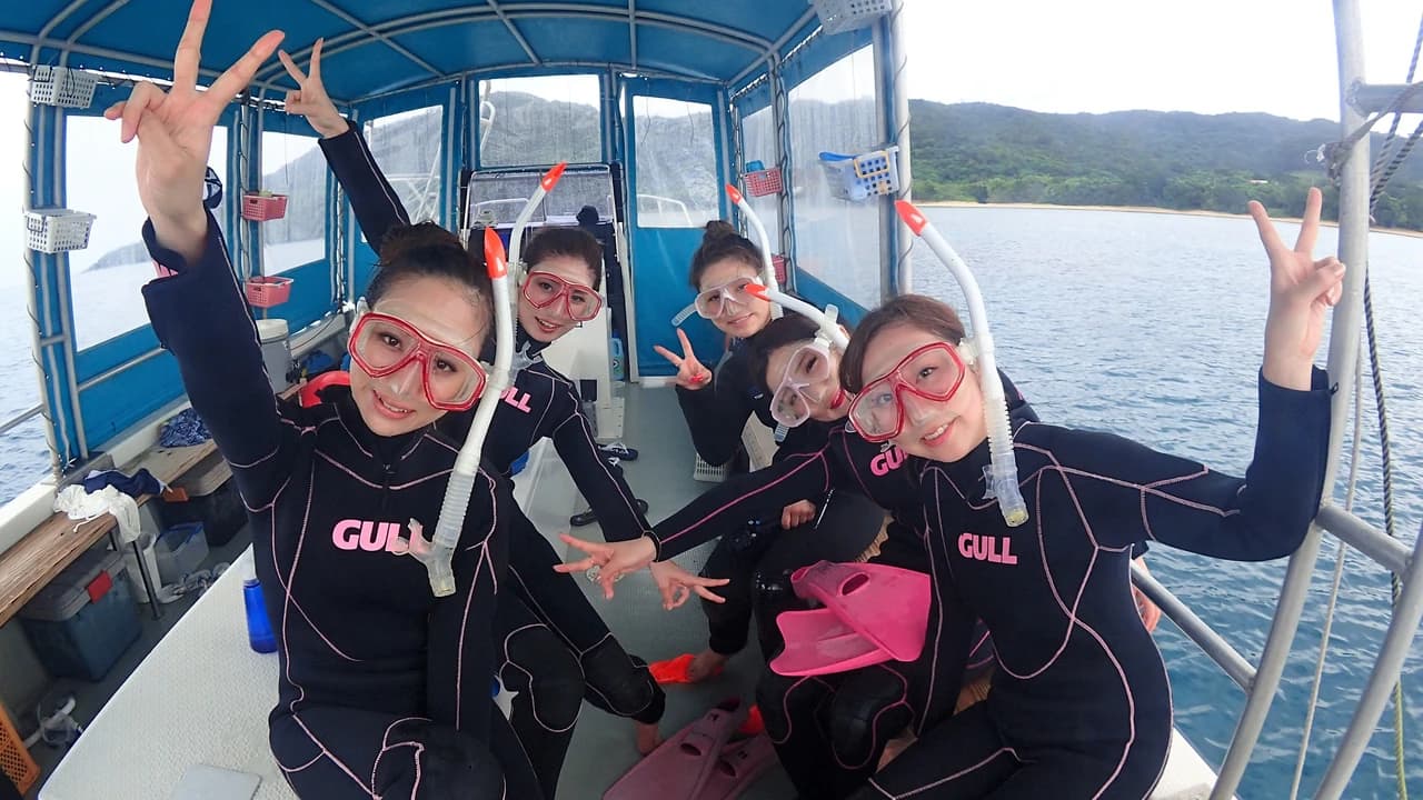 Half-Day Morning Snorkeling Tour with Phantom Island Visit - Photo 1
