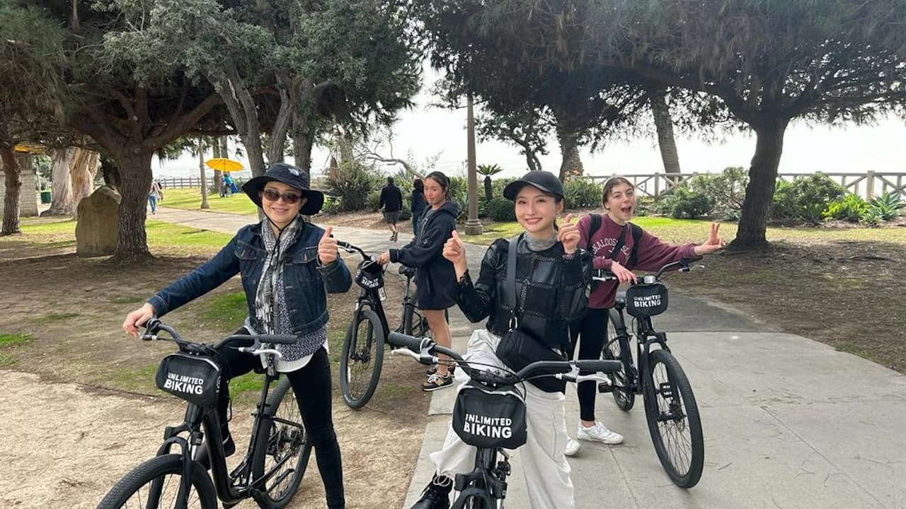 Los Angeles Bike Rental in Santa Monica Beach - Photo 5