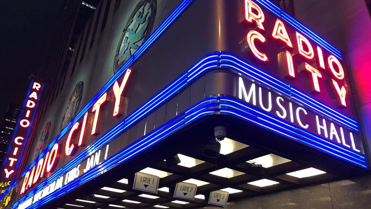 Radio City Music Hall Christmas Spectacular Show Starring the Rockettes Tickets - Photo 2