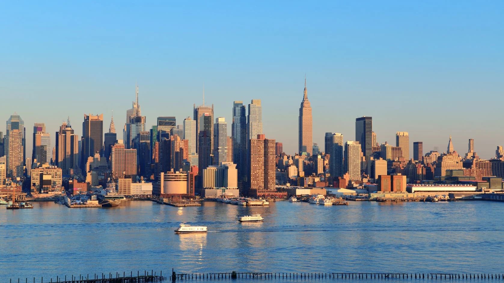 New York Boroughs Tour in Harlem, the Bronx, Queens, and Brooklyn - image 7