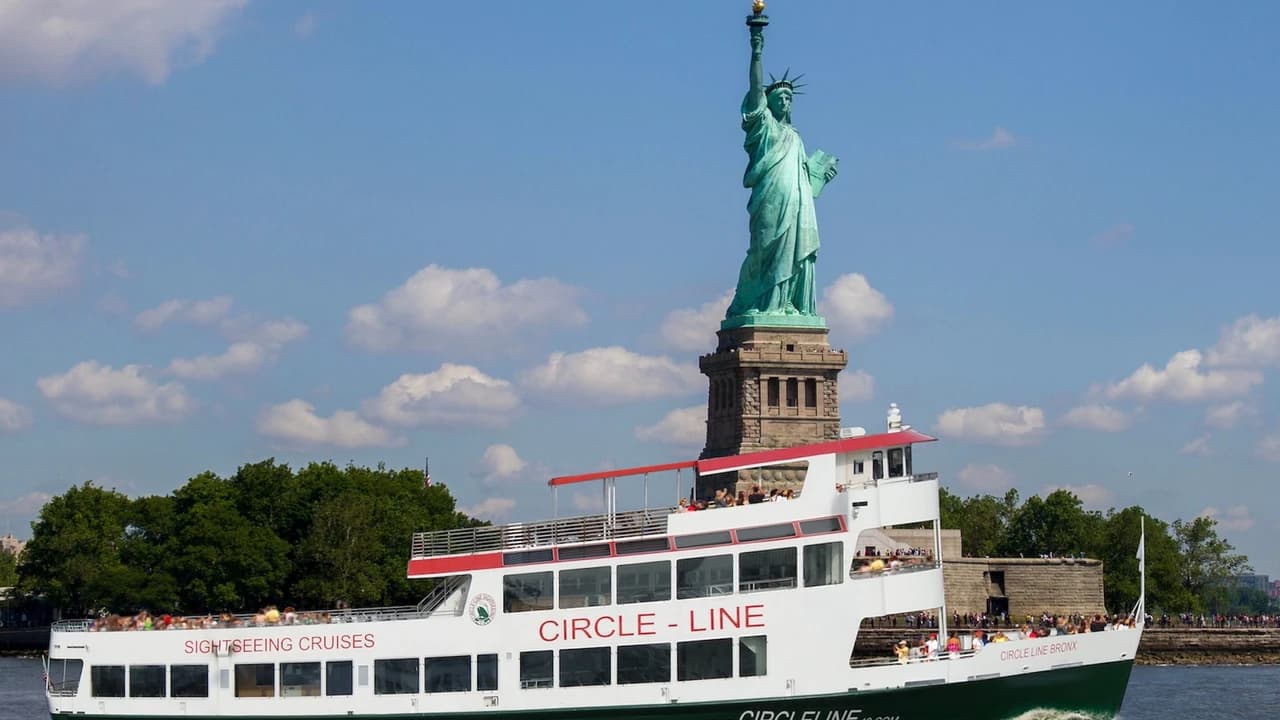 Official Circle Line Cruises, Midtown NYC: Reserved Straight-to-Board Ticket - Photo 1