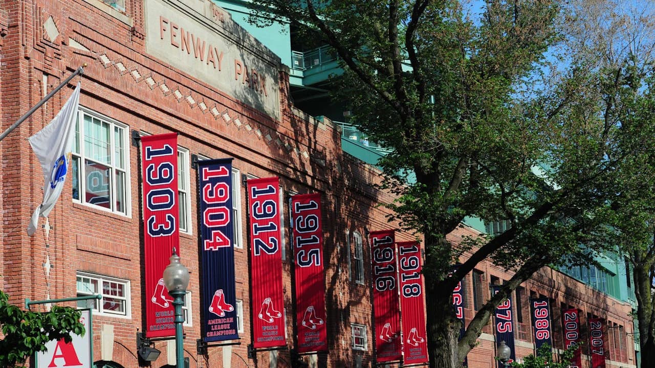 Fenway Park walking tour in Boston - Photo 1