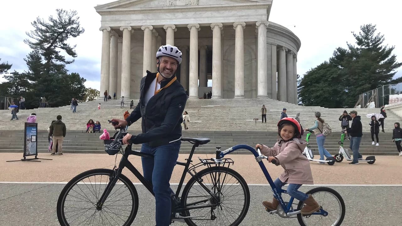 Washington DC Bike Rental at National Mall - Photo 3