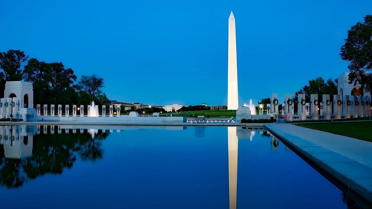 Washington DC Night Memorials Walking Tour with Skyline View - Photo 4