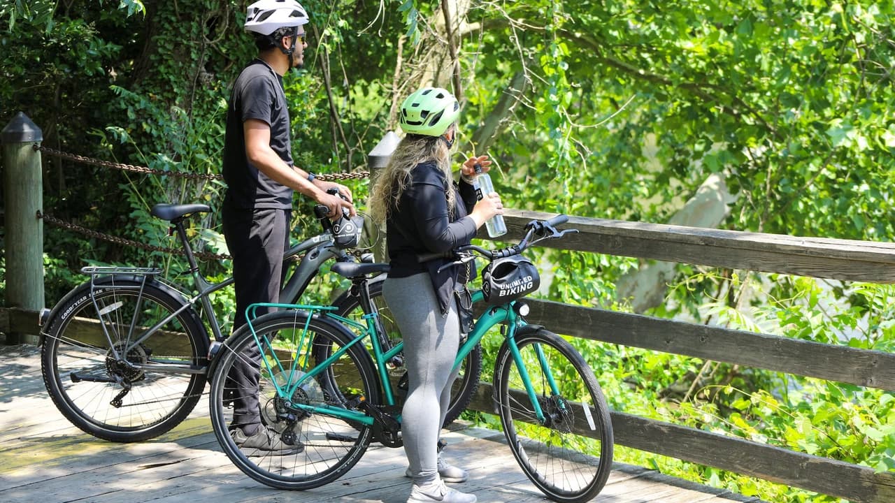 Washington DC Bike Rental at Old Town Alexandria - Photo 4