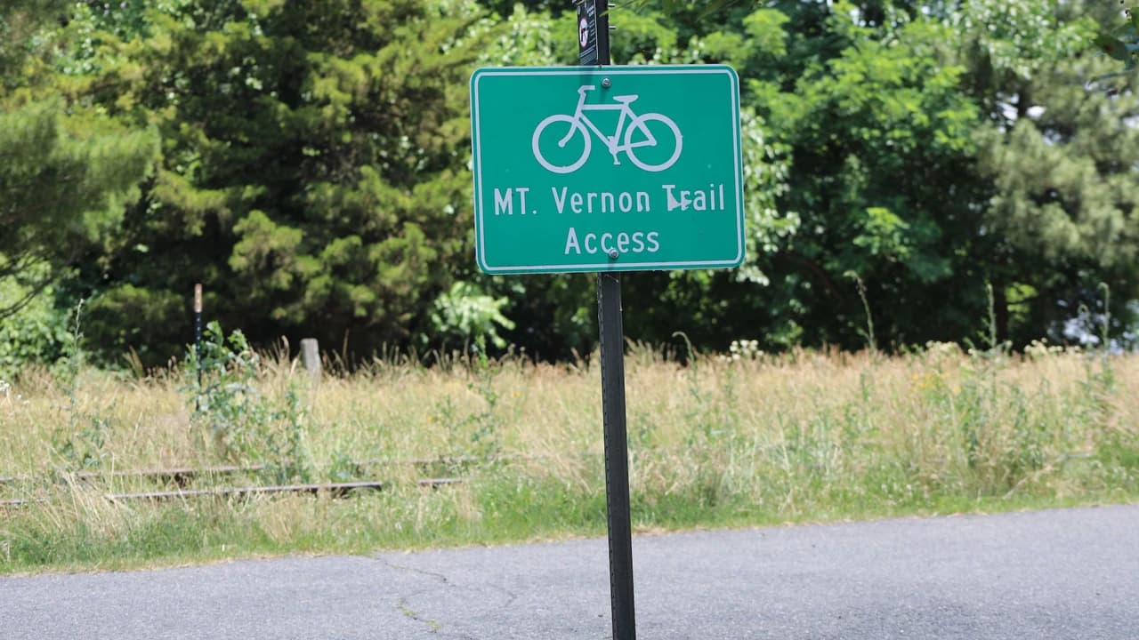 Washington DC Bike Rental at Old Town Alexandria - image 8