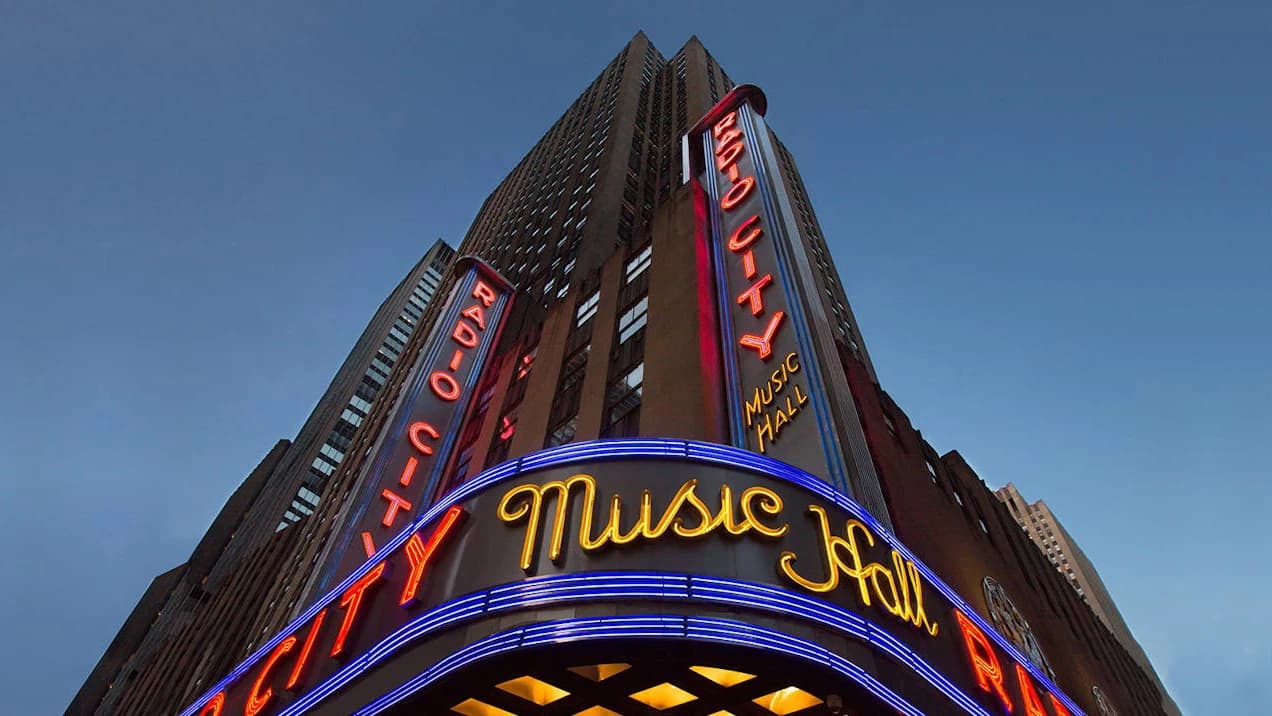 Radio City Music Hall Tour Experience - Photo 2