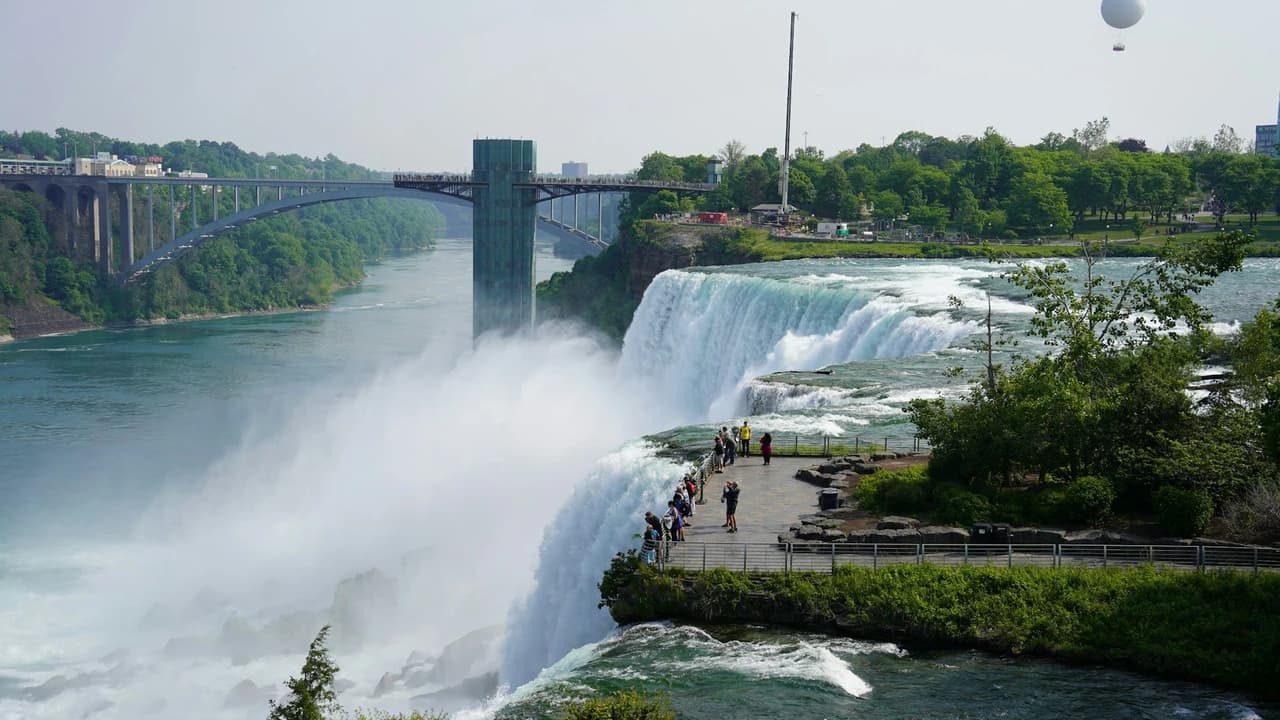 Niagara Falls US: Maid of the Mist Cruise + Cave of the Winds + Small Group Tour - image 7