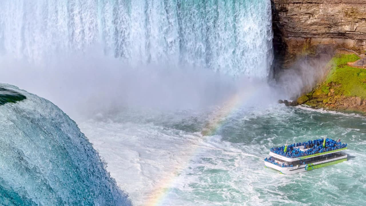 Niagara Falls USA: Night Illumination Tour & Optional Maid of the Mist - image 7