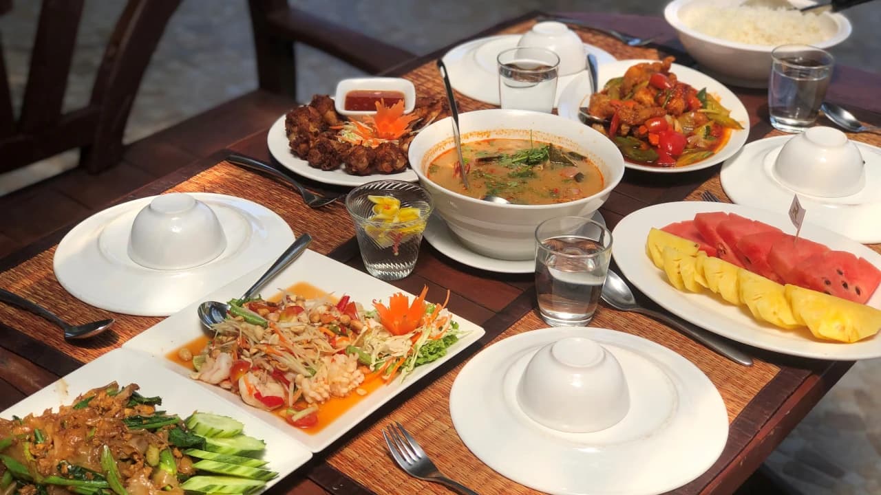 Raya Noi, Raya Yai, and Maiton Island Snorkelling Tour from Phuket - image 8