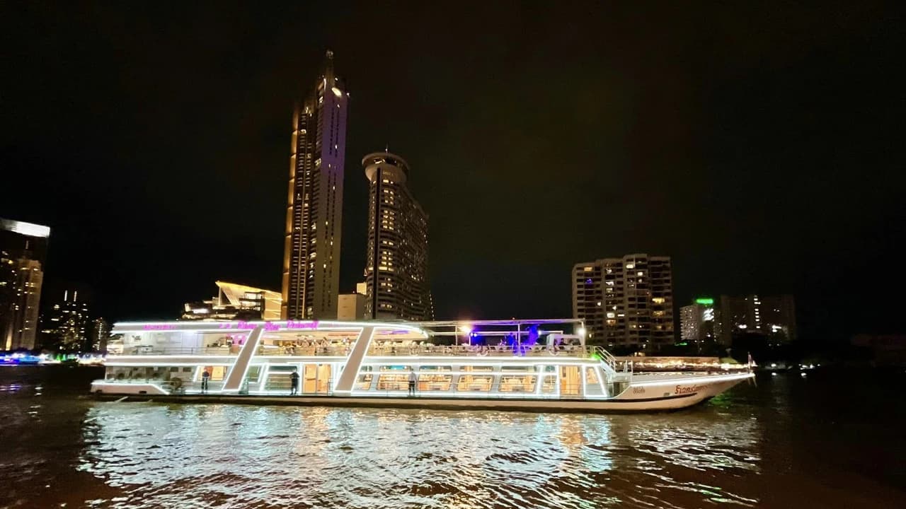 Chao Phraya Dinner Cruise aboard River Star Princess - Photo 5