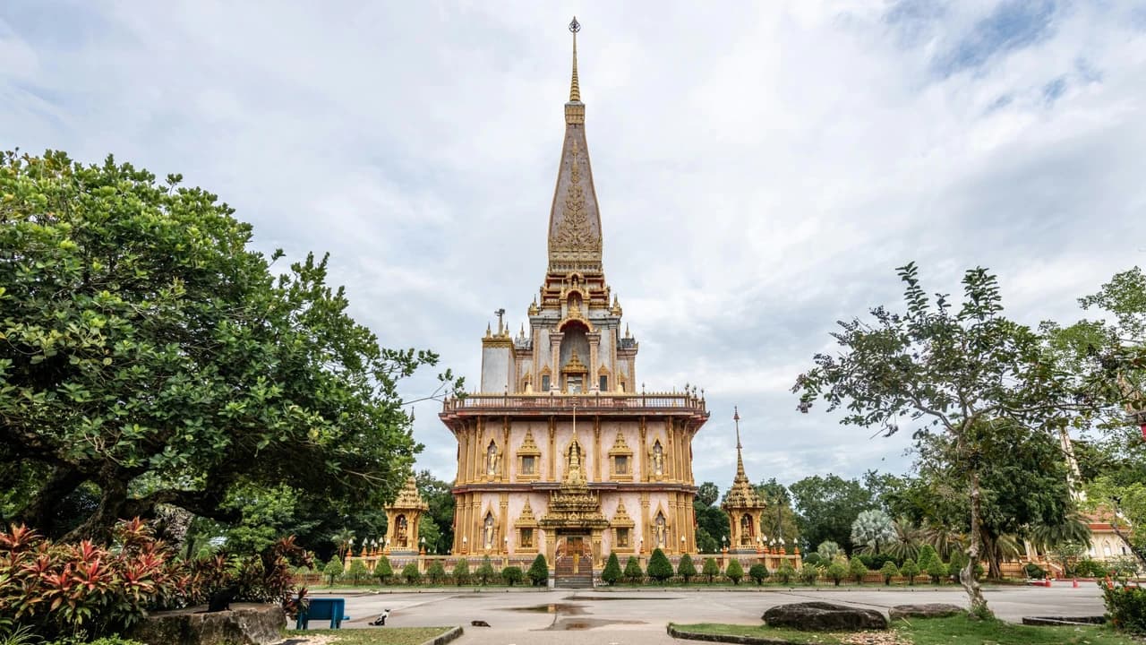Phuket City Half-Day Tour: Wat Chalong, Big Buddha, Karon Viewpoint, Old Phuket Town - Photo 4