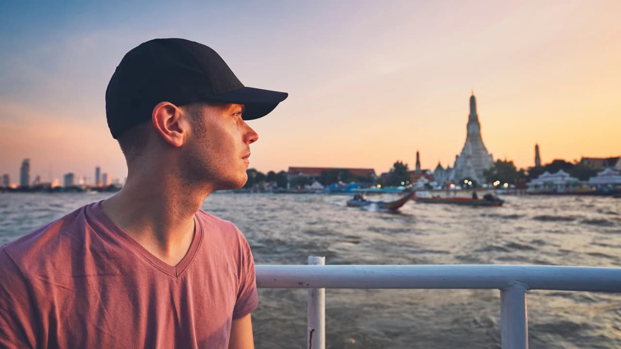 Professional Photo Shoot in Bangkok - Photo 3