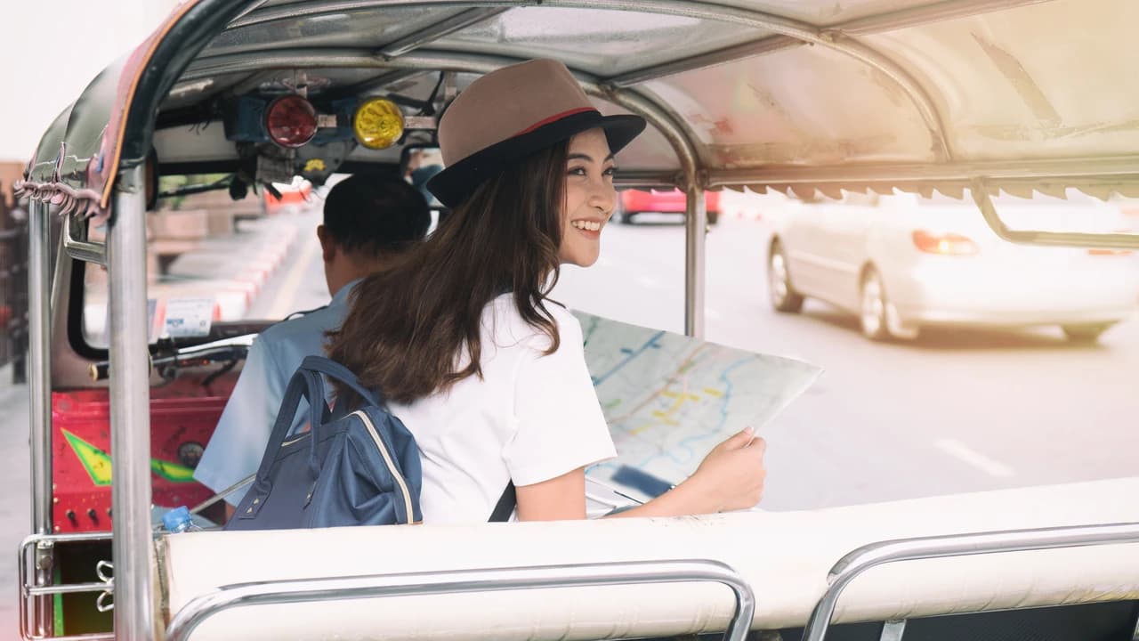 Professional Photo Shoot in Bangkok - Photo 4