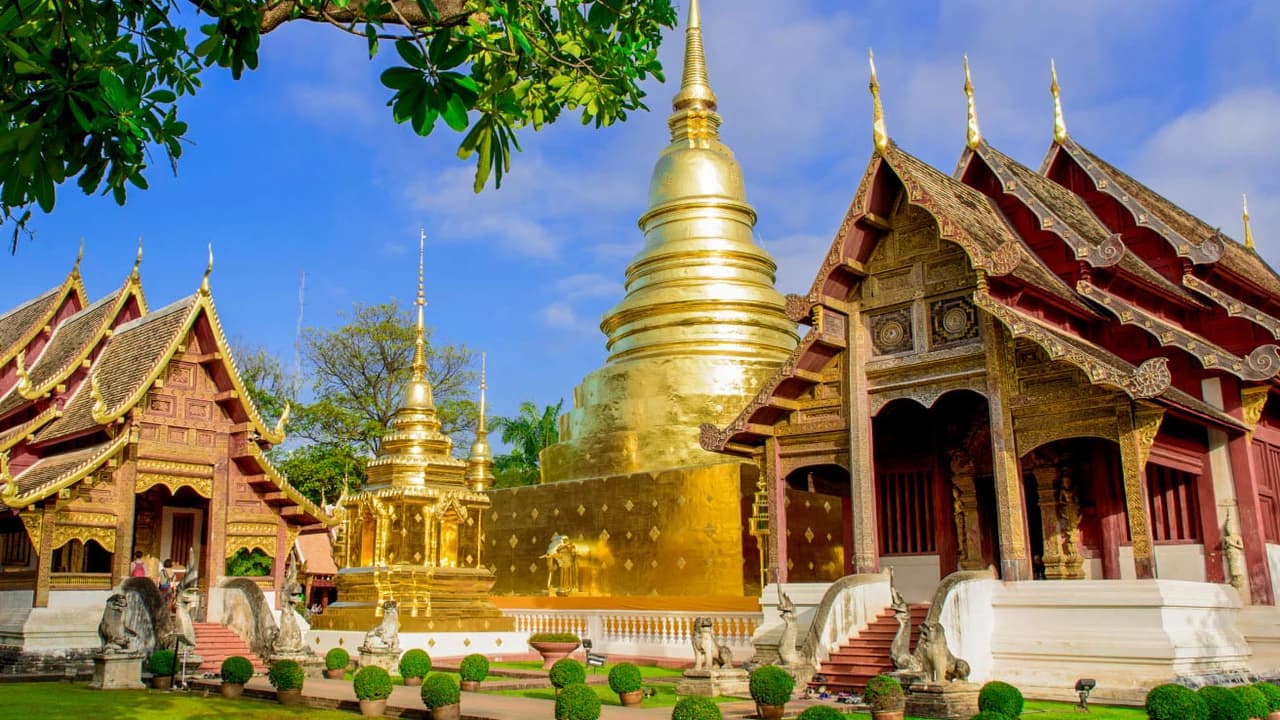 Chiang Mai Old City and Temples Walking Tour - Photo 3