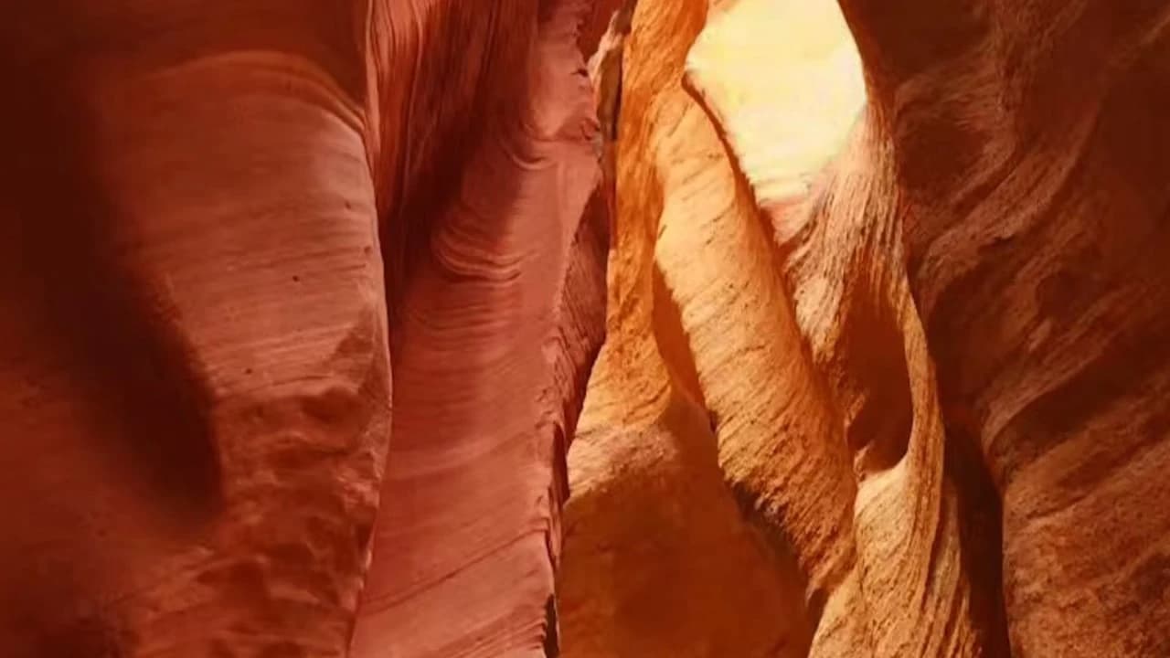 Antelope Canyon X and Horseshoe Bend Tour from Las Vegas - Photo 5