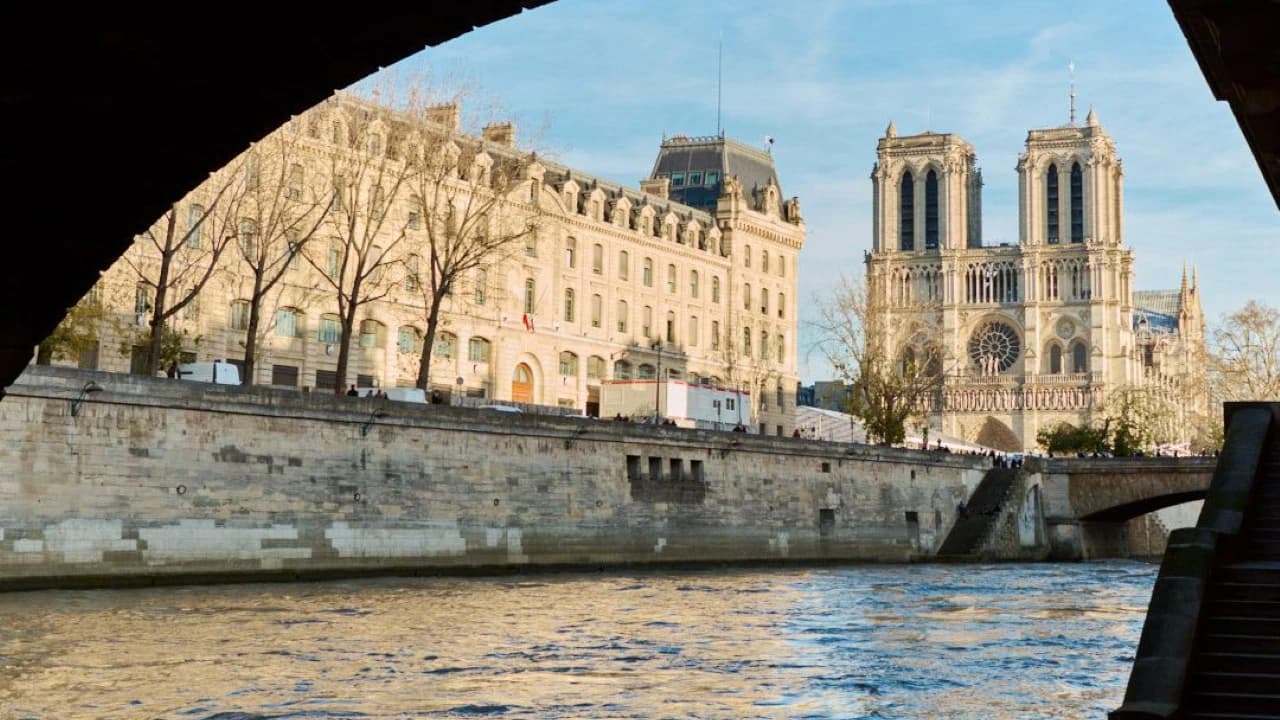 Notre Dame Cathedral Neighbourhood Guided Walking Tour - Photo 1
