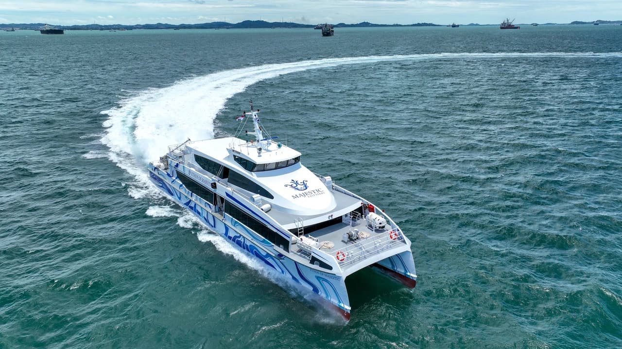 Majestic Fast Ferry Ticket between Singapore and Batam - Photo 2