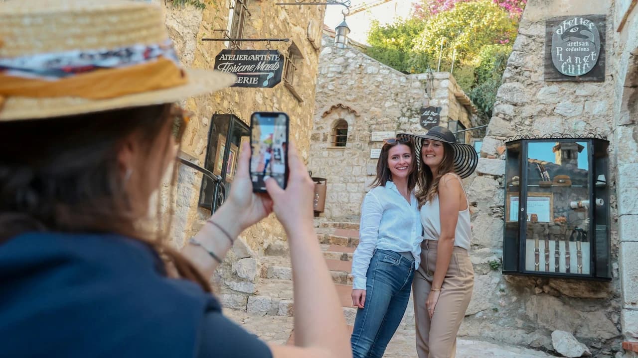Cannes, Monaco, Antibes, Eze & Saint-Paul-de-Vence Guided Tour - Photo 3