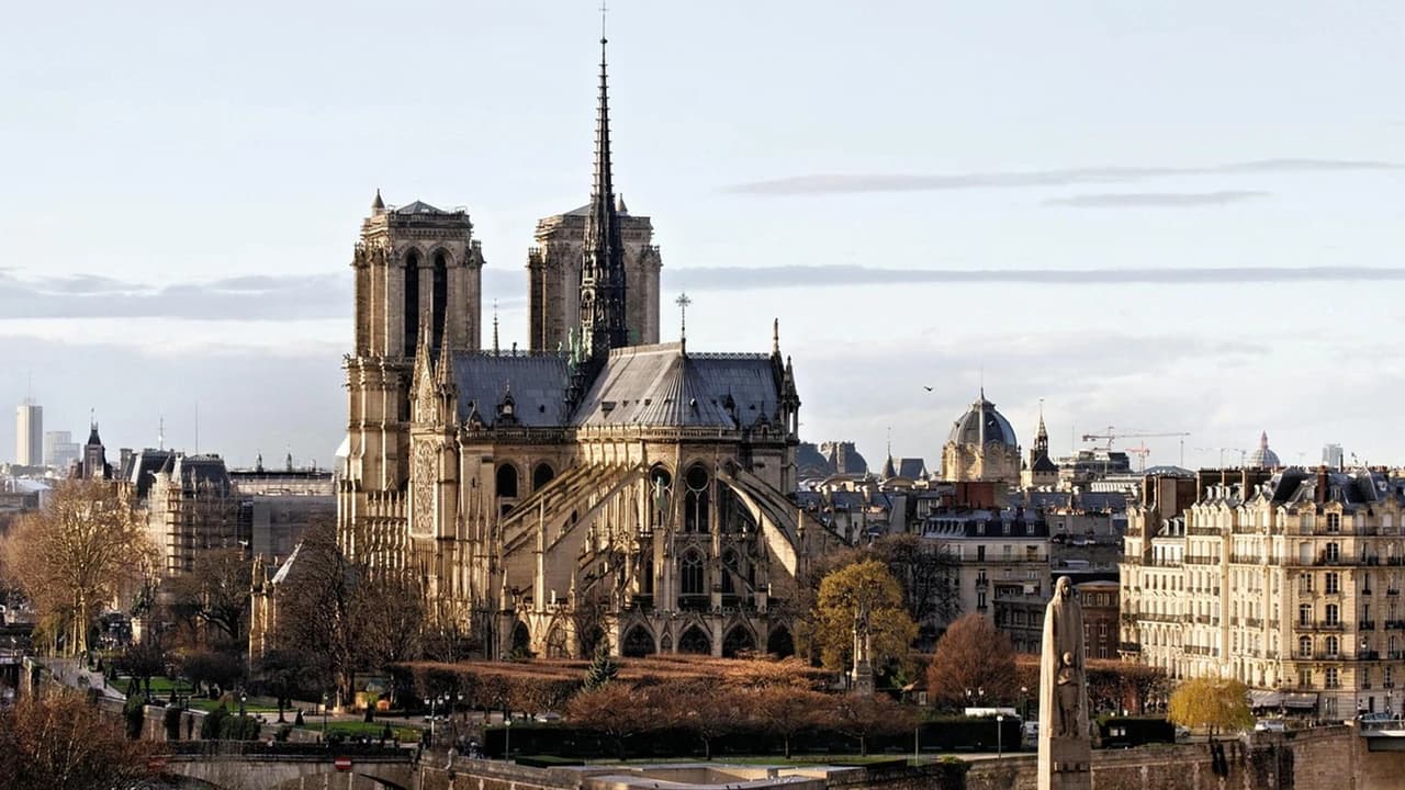 Notre Dame Exterior Tour with English- or Spanish-Speaking Guide & Cathedral Entry - Photo 3