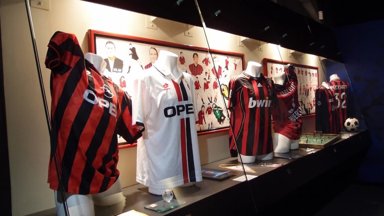 San Siro Stadium - Photo 4