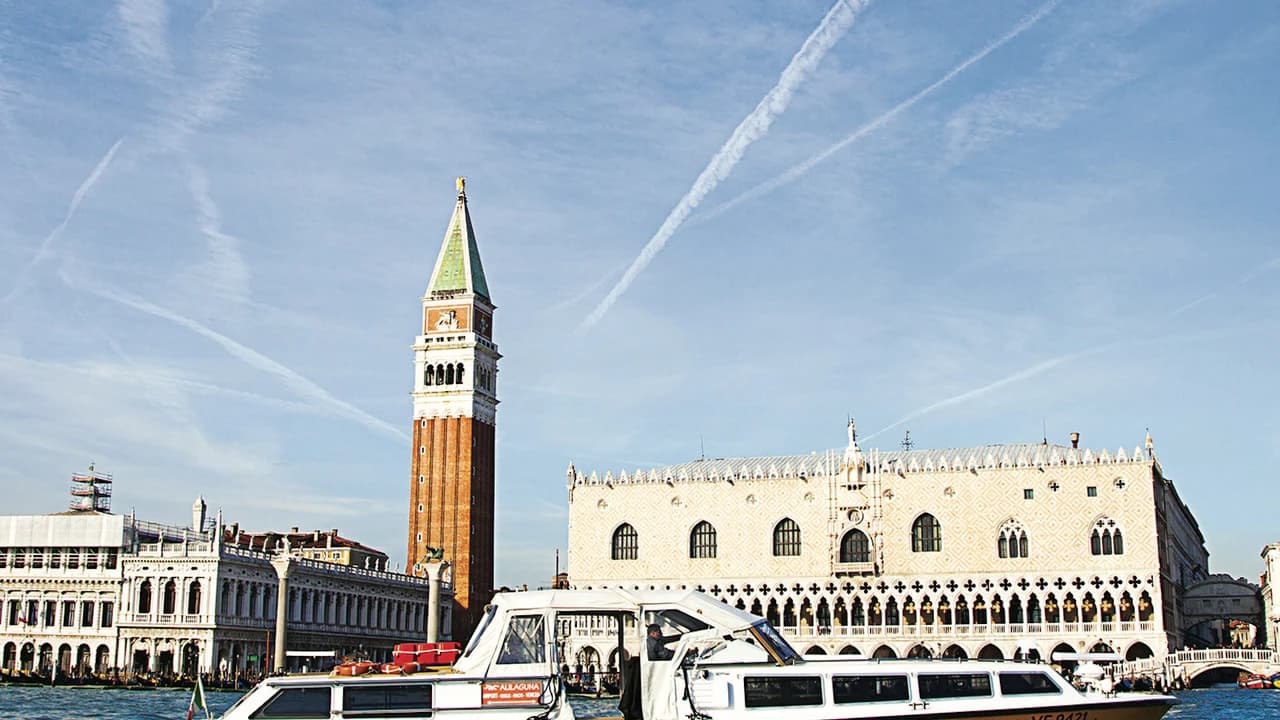 Venice Marco Polo Airport Alilaguna Waterbus Transfers - Photo 1