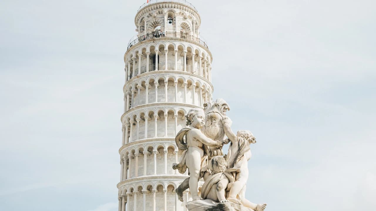 Tuscany Full-Day Tour from Florence: Pisa, Chianti, San Gimignano, Siena - Photo 2