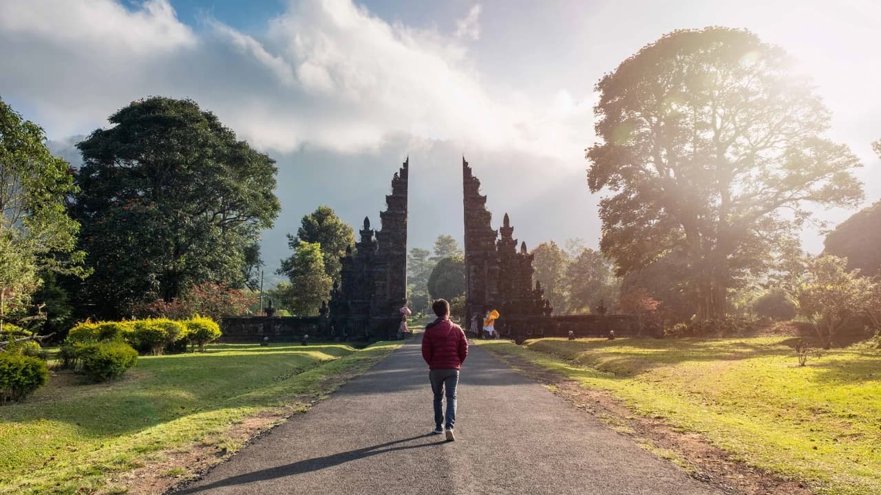 North Bali Sunrise, Handara Gate and Ulun Danu Bratan Tour - Photo 1